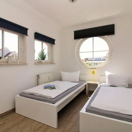 Holiday home Wunderlich-cuba 3 6 Kuehlungsborn