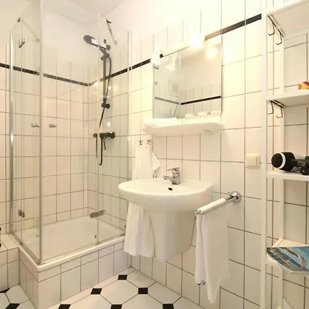 Wunderlich-cuba 3 6 Holiday home Kuehlungsborn